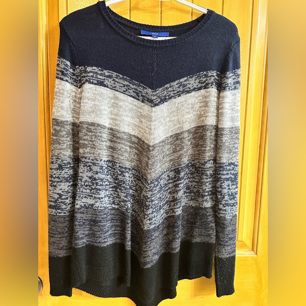 Apt. 9 sweater